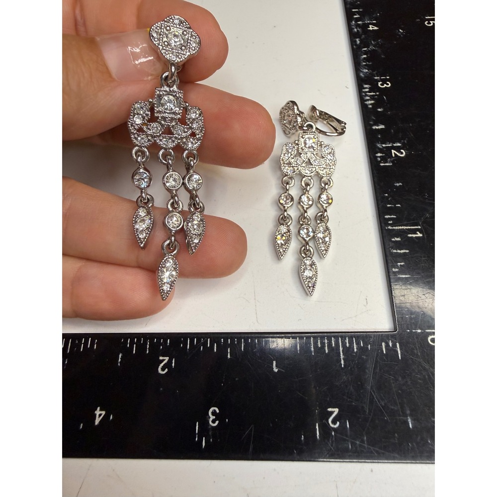 Avon Silver Tone Clear Rhinestone Chandelier Clip On Earrings Drop Dangle